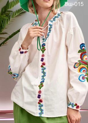 Вышиванка белая женская украшеная разноцветной вышивкой гладью...