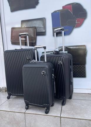 Комплект чемоданов Fly 2062 на 4 колесах 3 в 1 (L, M, S) Черный