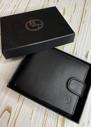 Мужской кожаный кошелек 12х9,5х3 см H.T.Leather Черный