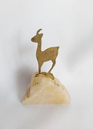 Статуэтка бронза натуральный камень винтаж олененок