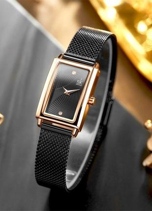 Красивые женские часы с качественным японским кварцевым механи...