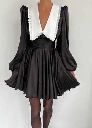 Шелковое платье с пышной юбкой и широким поясом черный