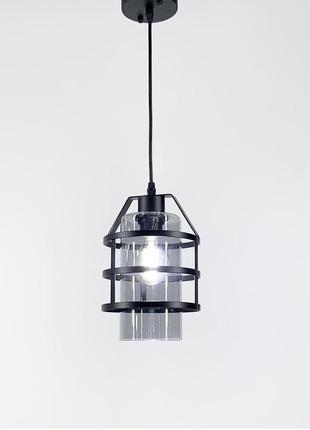 Подвесной светильник в стиле loft в черном корпусе.