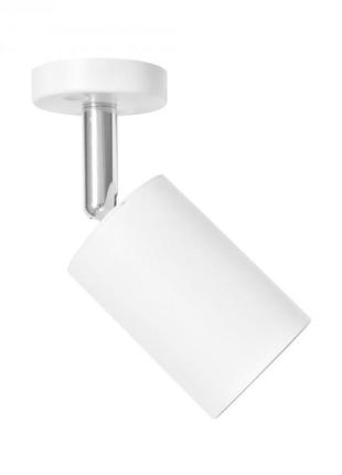 Накладной минималистичный светильник в белом.