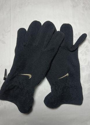 Перчатки nike размер l состояние отличный флисовые перчатки