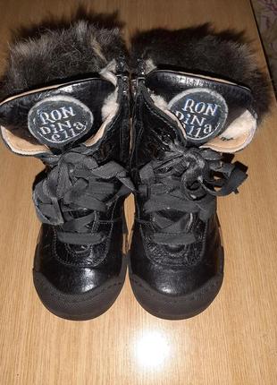 Кожаные зимние  на овчине ботиночки итальянского бренда rondin...