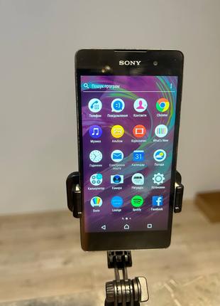 Б/У Мобільний телефон Sony Xperia E5 (F3311)