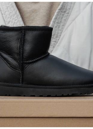 Мужские / женские зимние UGG Classic Mini Black Leather, унисе...