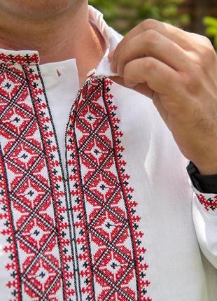 Белая льняная мужская вышиванка с красным орнаментом, рубашка ...