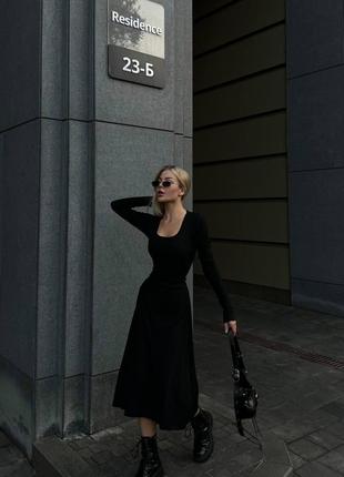 Женское базовое трикотажное платье цвет черный р.42/46 446397