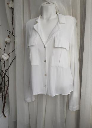 Белая рубашка с накладными карманами от zara размер s