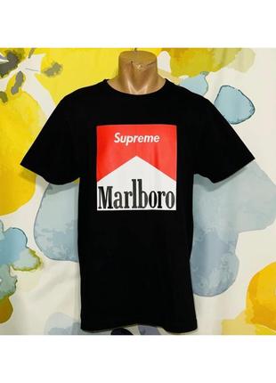Черная хлопковая футболка supreme marlboro