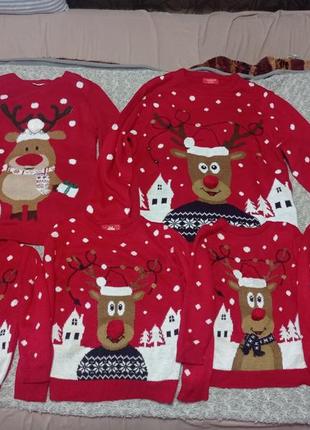 Новогодний свитер family look с оленями, олень.