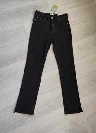 Темно-серые джинсы с высокой талией и разрезами снизу (м)