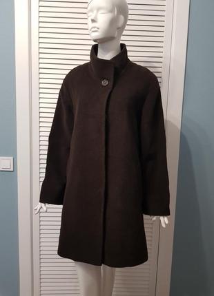 Тепленькое пальто с шерстью и ангорой шоколадного цвета basler