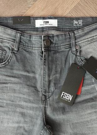 Fsbn новые серые джинсы с прорезями, акцентная цена
