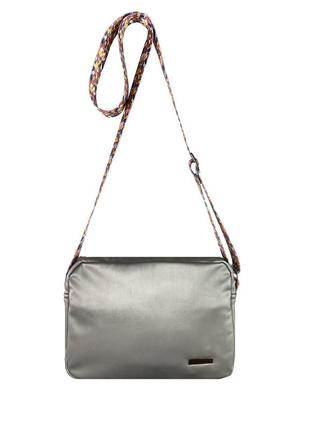 Срібляста сумочка через плече. жіноча невеличка сумка кросбоді