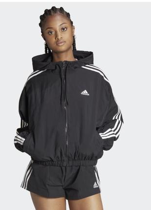 Женская ветровка adidas essentials, размер xs- s