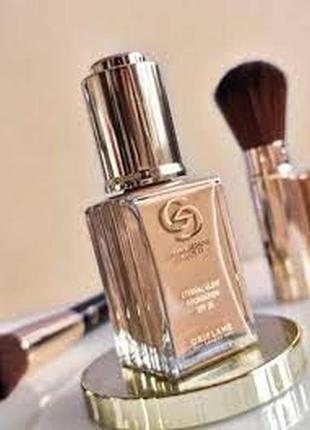 Сяюча тональна основа giordani gold spf 25 слонова кістка 4324...