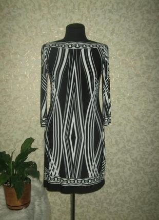 Оригінальне чорно-біле плаття wallis