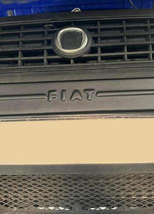Средняя зимняя накладка на решетку Глянцевая для Fiat Doblo I ...