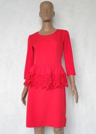 Нарядное платье красного цвета 48 размер (42 евроразмер).