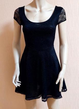 Красивое кружевное платье черного цвета divided by h&m made in...