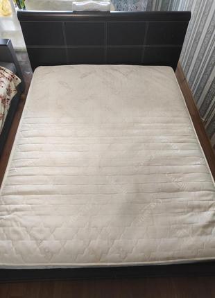 Деревянная двуспальная кровать+матрас 170х216см (массив дуба) ...
