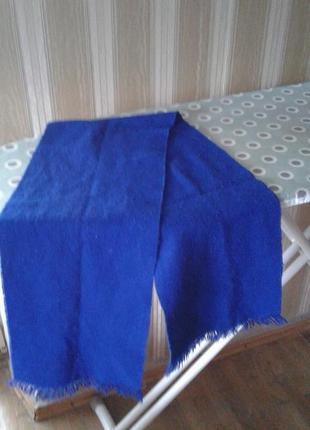 Теплый  тоненький шарф с бахромой синего цвета электрик винтаж