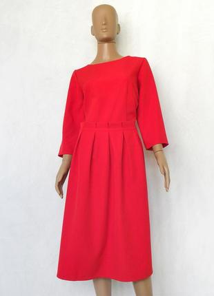 Нарядное платье красного цвета 52 размер (46 евроразмер).