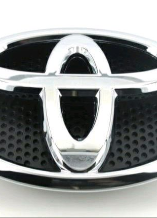 Емблема Toyota Camry
