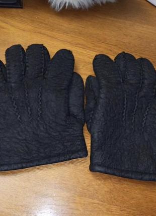 Перчатки перчатки из нубука с натуральным мехом на широкую ладонь