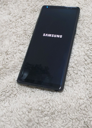 Продам смартфон Samsung galaxy note 8  6/64