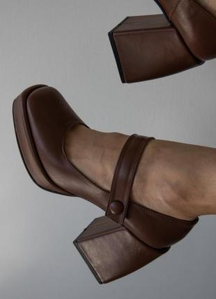Жіночі коричневі туфлі one by one натуральна шкіра з ремінцем ...