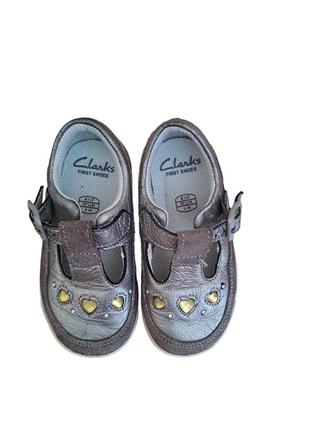 Дитячі туфлі мокасини clarks