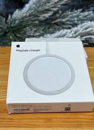 Бездротовий зарядний пристрій MagSafe Charger