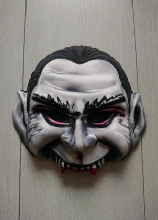 Карнавальна маска дракула