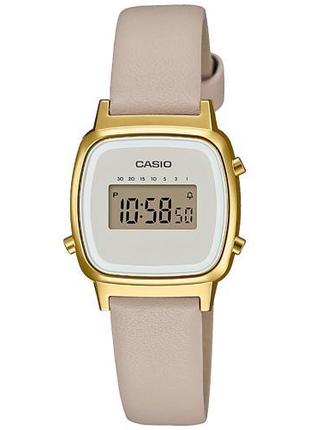 Женские часы Casio LA670WEFL-9EF