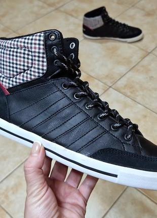 Adidas on sale cacity mid