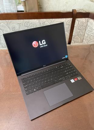 Ноутбук 16 FHD+ LG Ultra16U70Q (AMD Ryzen 7 5825U/16/1Tb/Vega 8)