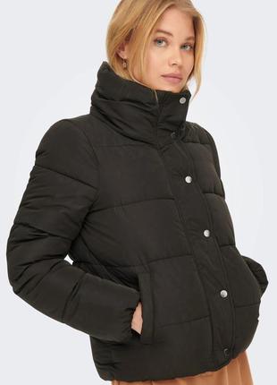 Женская зимняя теплая куртка пуховик only. размер s. оригинал 42