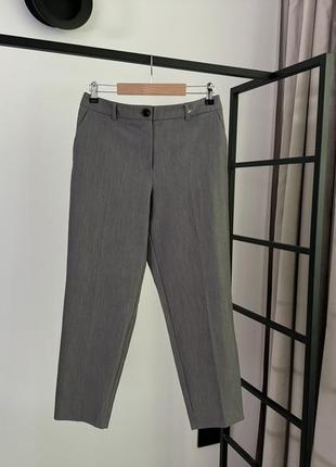 Классические  укороченные брюки серого цвета