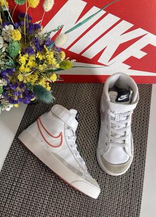 Оригінальні шкіряні кросівки nike blazer