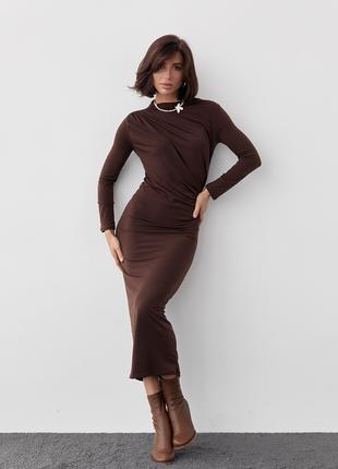 Вечернее платье с драпировкой - коричневый цвет, L