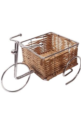 Декоративный велосипед с плетеной корзиной, ваза, или конфетница,