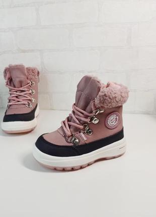 Дитячі зимові черевики для дівчинки