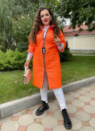 Женская куртка-пальто из плащевки оранжевого цвета р.52 406341