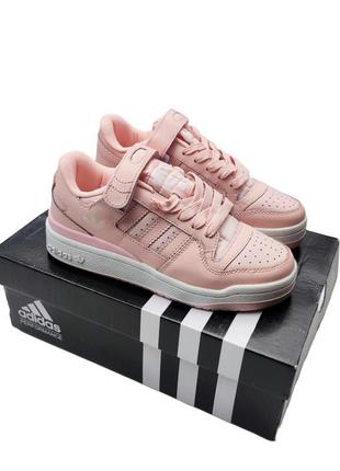 Жіночі кросівки adidas forum low рожеві