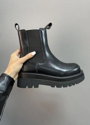 Жіночі черевики bottega veneta boots classic black (no logo)