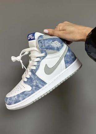 Кроссовки nike air jordan retro 1 « hyper royal »